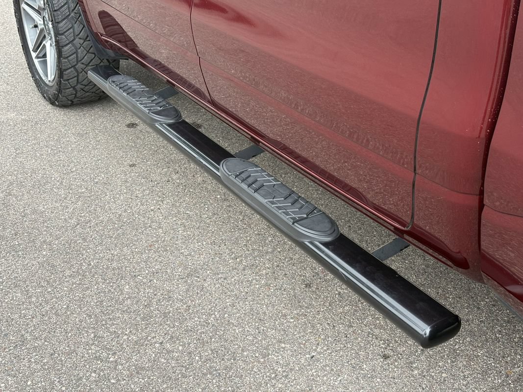 Used 2023 RAM 1500 Laramie AWD/4WD image 9