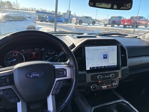 Used 2022 Ford F250 Platinum image 10