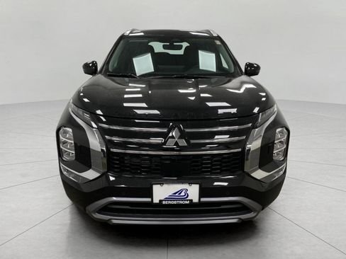 New 2026 Mitsubishi Outlander SEL image 10