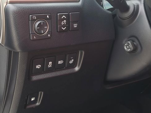 Used 2021 Lexus GX 460 Premium w/ Premium Package AWD/4WD image 18