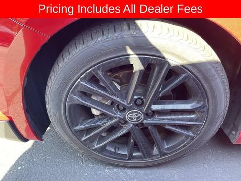 Used 2025 Toyota Camry SE FWD image 2