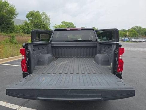Used 2022 Chevrolet Silverado 1500 Custom Trail Boss AWD/4WD image 14