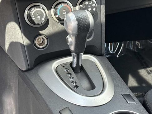 Used 2012 Nissan Rogue S FWD image 20