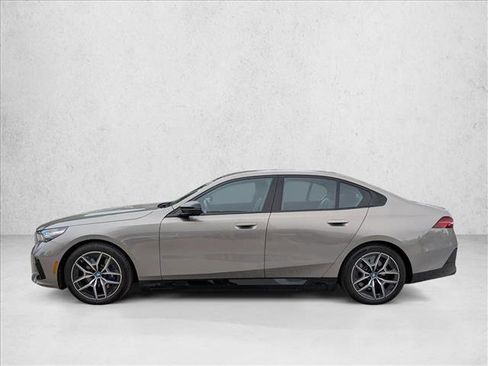 Certified 2025 BMW i5 M60 AWD/4WD image 9