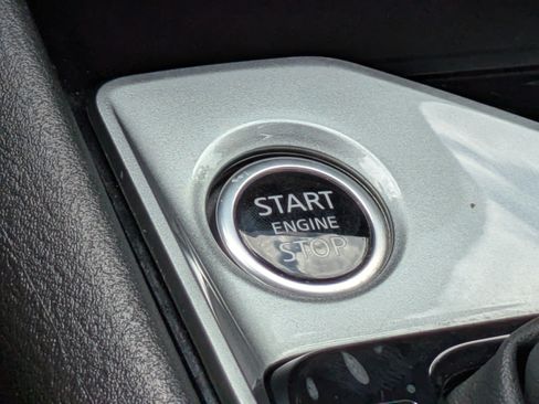 Certified 2024 Nissan Altima 2.5 SV FWD image 30
