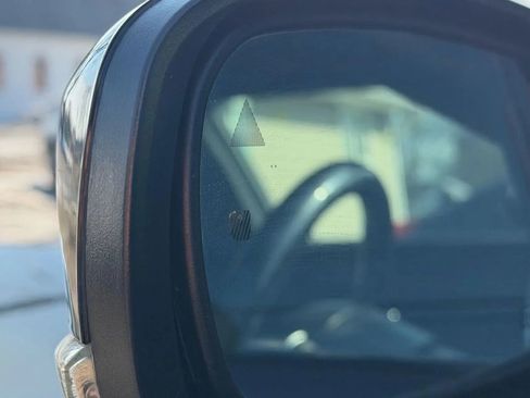 Used 2021 Chrysler 300 S image 10