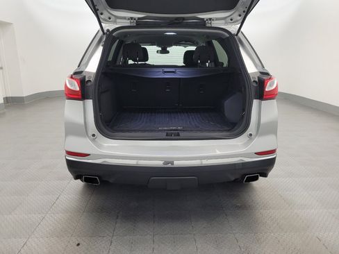 Used 2020 Chevrolet Equinox LT FWD image 29