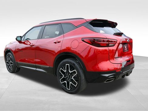 Used 2023 Chevrolet Blazer RS w/ Driver Confidence II Package AWD/4WD image 5