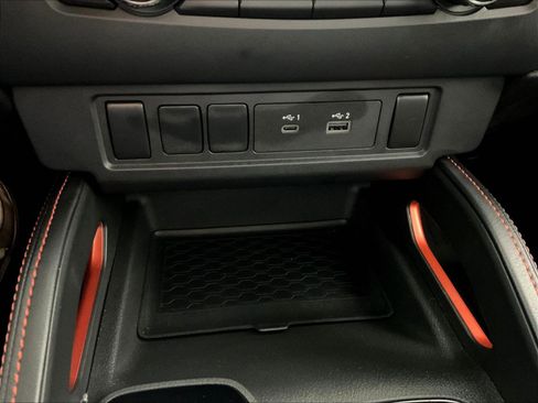 Used 2024 Nissan Frontier PRO-4X w/ Off-Road Protection Package AWD/4WD image 15