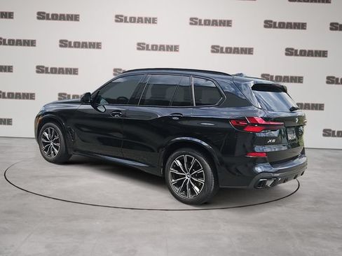 Used 2024 BMW X5 xDrive40i w/ M Sport Package AWD/4WD image 3