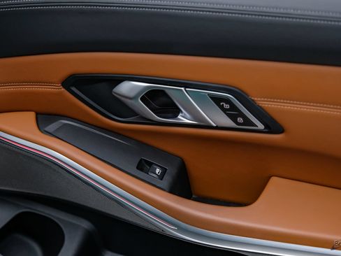 Used 2023 BMW M3 w/ Executive Package RWD image 92