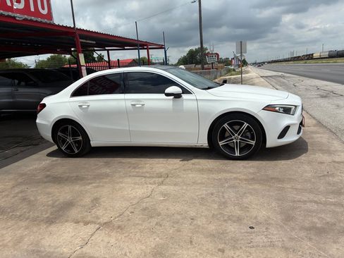 Used 2019 Mercedes-Benz A 220 image 8