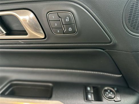 Certified 2020 Ford Mustang Shelby GT500 w/ Technology Package image 14