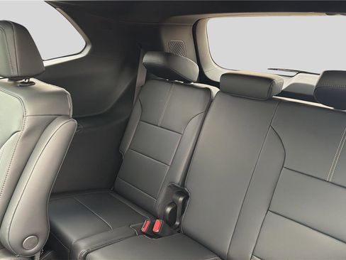 New 2026 GMC Acadia Elevation image 18