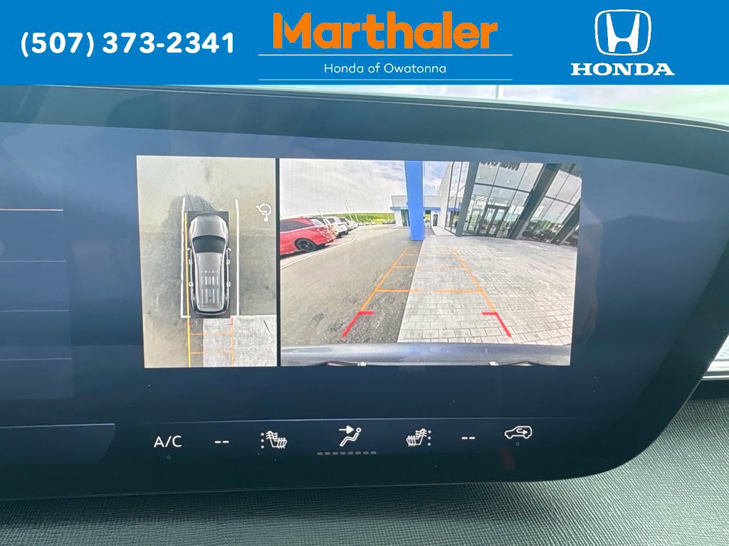 Used 2026 Buick Enclave Sport Touring AWD/4WD image 29
