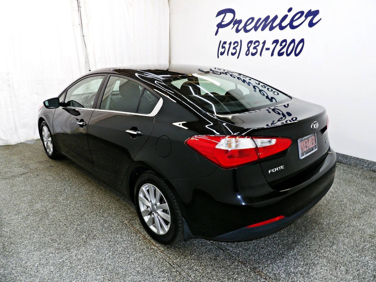 Used 2015 Kia Forte EX FWD image 4