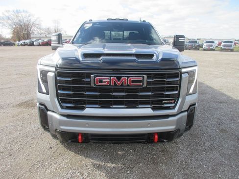 New 2026 GMC Sierra 2500 AT4 w/ AT4 Premium Plus Package image 12