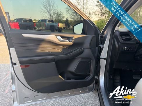 Used 2022 Ford Escape SEL FWD image 15