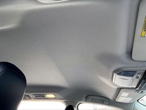 Used 2023 Subaru Ascent Limited image 23