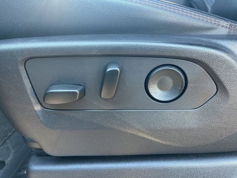 Used 2024 GMC Sierra 1500 AT4 w/ Technology Package image 13