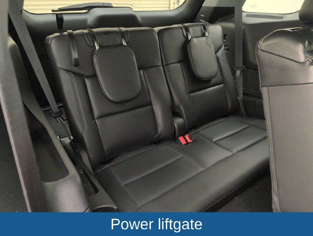 Used 2021 Ford Explorer XLT w/ Equipment Group 202A RWD image 17