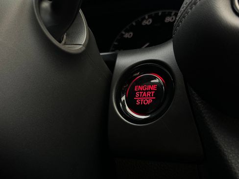 Certified 2025 Honda HR-V EX-L image 33