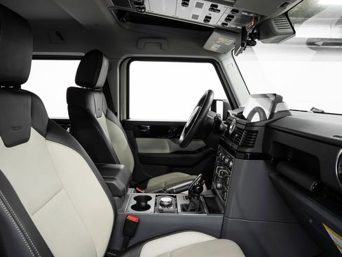 Used 2024 INEOS Grenadier Fieldmaster Edition image 34