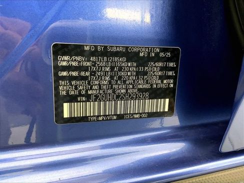 Used 2025 Subaru Crosstrek 2.5i Premium AWD/4WD image 32