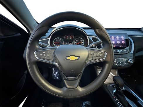 Used 2024 Chevrolet Malibu LT image 12