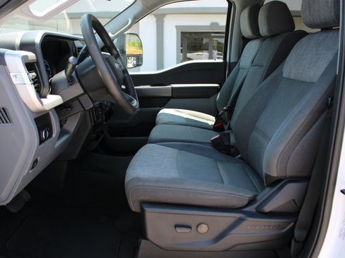 Used 2026 Ford F250 XLT AWD/4WD image 21