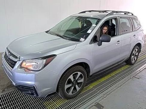 Used 2018 Subaru Forester 2.5i w/ Alloy Wheel Package image 1