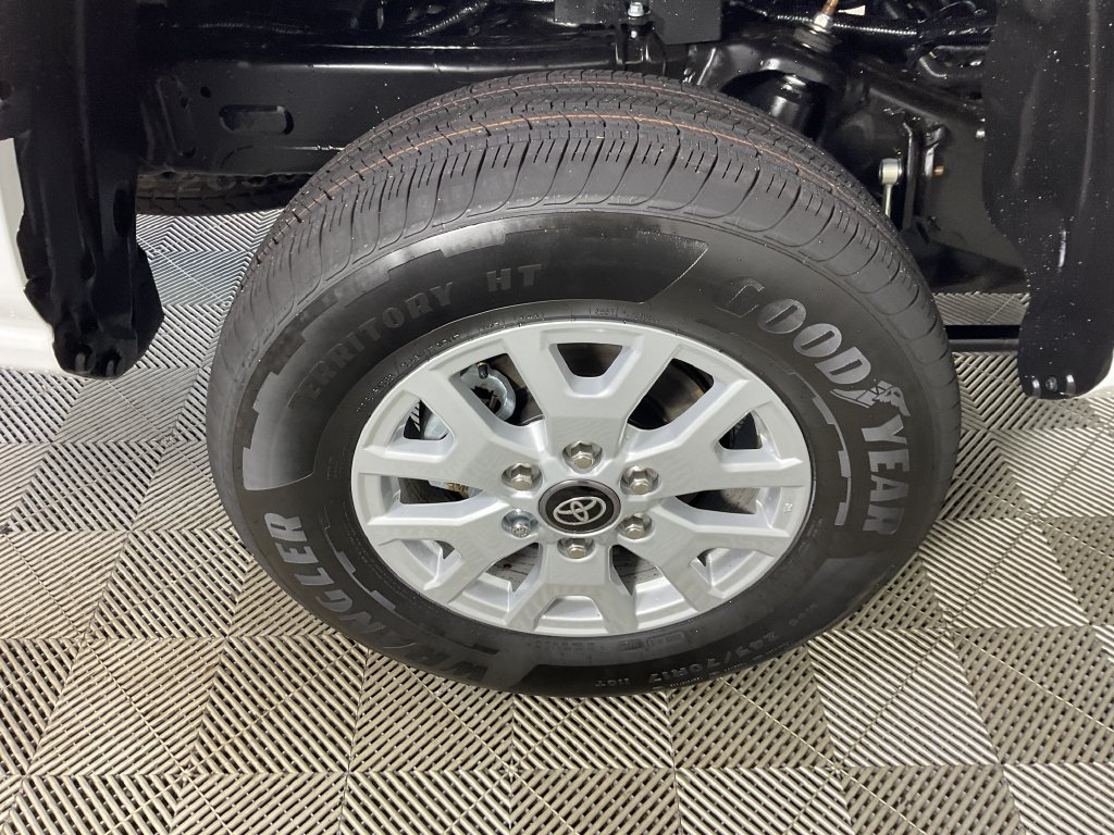 New 2026 Toyota Tacoma SR5 RWD image 9