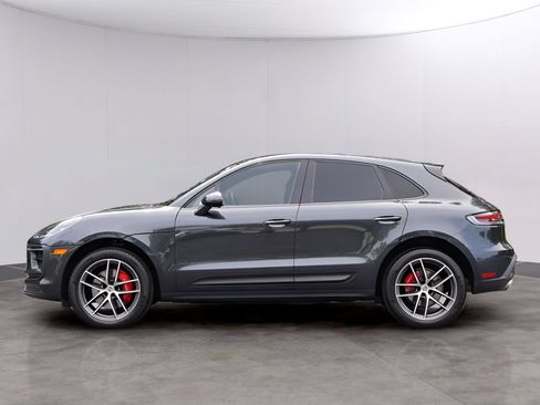 Used 2023 Porsche Macan S AWD/4WD image 2