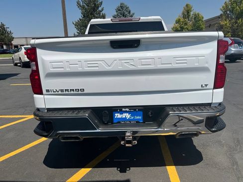 Used 2019 Chevrolet Silverado 1500 LT w/ Z71 Off-Road Package AWD/4WD image 4