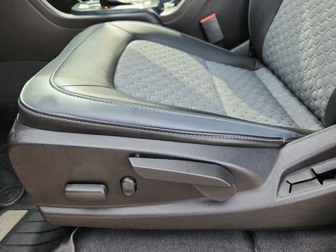 Used 2021 Chevrolet Colorado Z71 image 8