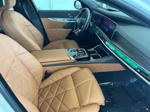 Used 2026 BMW 740i xDrive AWD/4WD image 26