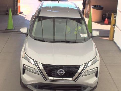 Used 2023 Nissan Rogue SV AWD/4WD image 8