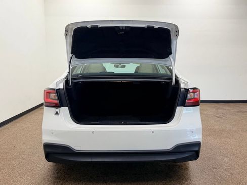 Used 2024 Subaru Legacy Limited AWD/4WD image 4