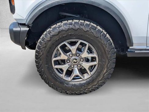 Used 2025 Ford Bronco Badlands AWD/4WD image 24