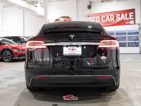 Used 2019 Tesla Model X 100D image 7