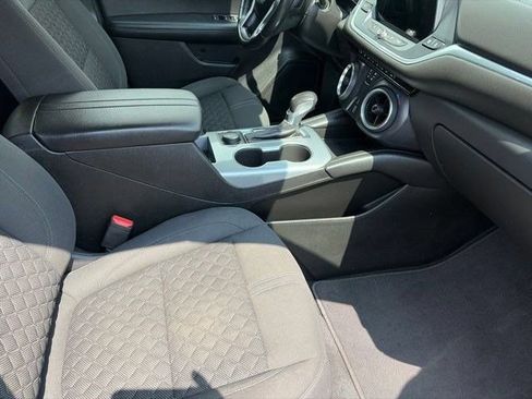 Used 2020 Chevrolet Blazer LT FWD image 39