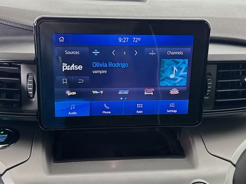 Used 2021 Ford Explorer XLT RWD image 16
