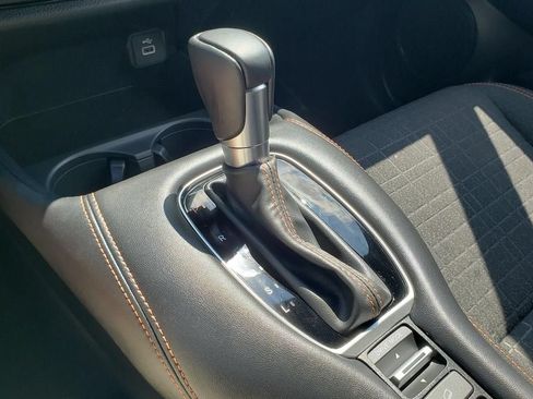 Used 2025 Honda HR-V Sport image 25