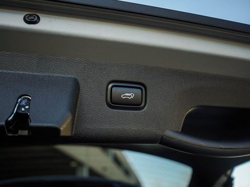 New 2026 Kia Sportage EX w/ EX Panorama Roof Package image 9