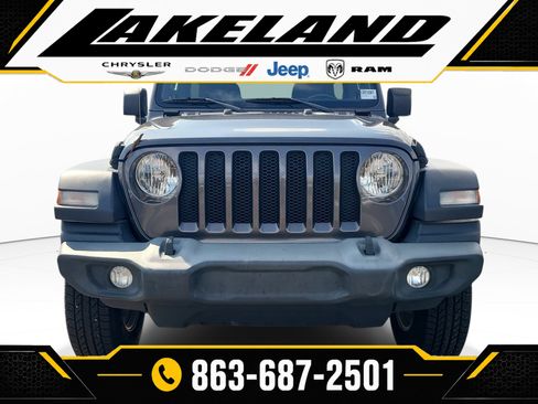 Used 2020 Jeep Wrangler Unlimited Sport S AWD/4WD image 2
