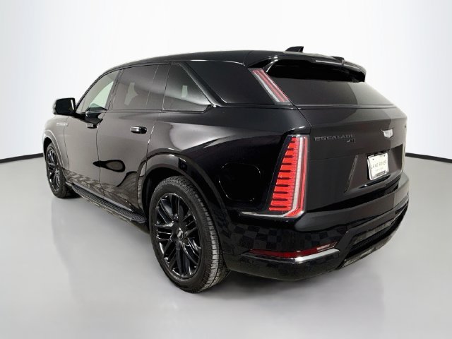 Used 2026 Cadillac Escalade IQ Sport 1 w/ LPO, ONYX Package AWD/4WD image 7