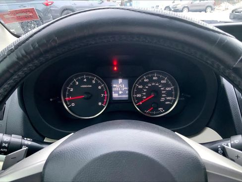 Used 2014 Subaru Crosstrek 2.0i Limited image 25