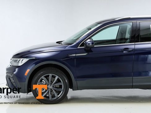 Used 2023 Volkswagen Tiguan SE image 3