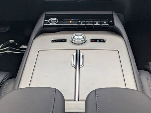 New 2026 Lincoln Navigator Reserve w/ Jet Appearance Package image 18