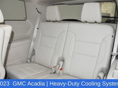 Used 2023 GMC Acadia Denali w/ Denali Ultimate Package AWD/4WD image 29